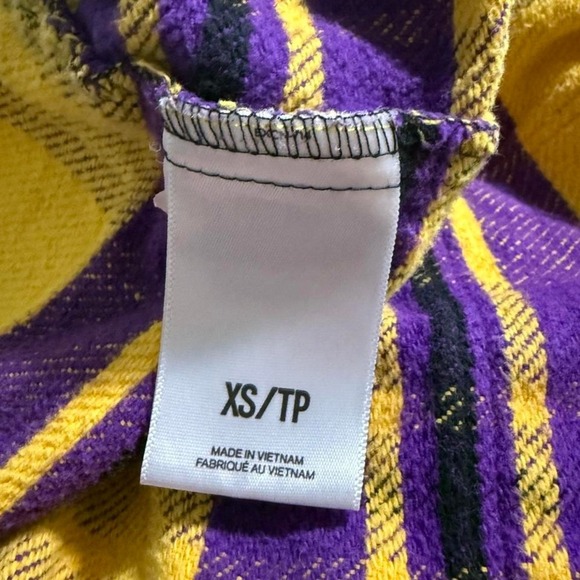 Express Los Angeles Lakers Hoodie Flannel Jacket Yellow Purple Plaid XS Unisex - Picture 2 of 5